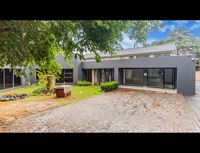 887M² OFFICE FOR SALE IN FERNDALE